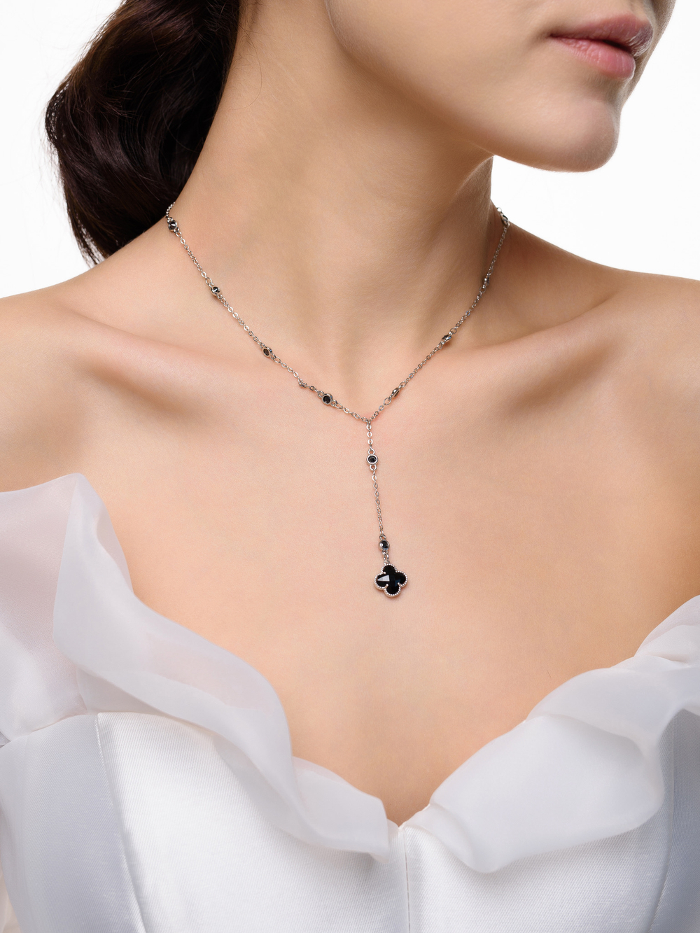 Колье "Black clover eye" Silver