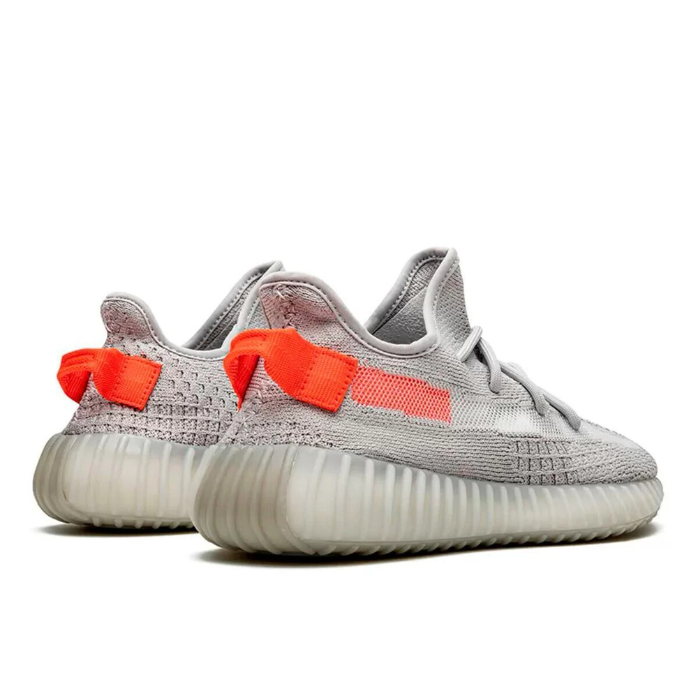 Кроссовки Adidas Yeezy boost 350 v2 tail light