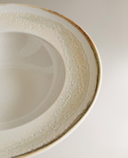 Zara Home тарелка из каменной керамики, цвет бежевый, 27 см