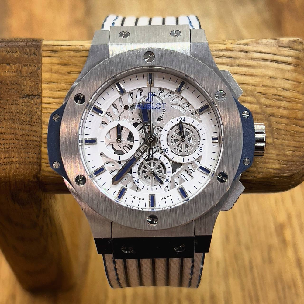 Часы Hublot