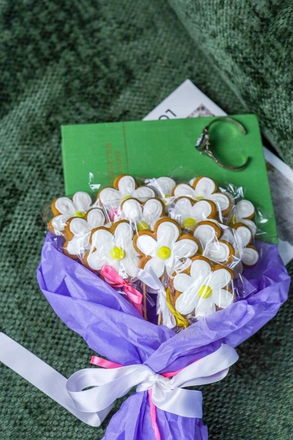 Имбирные пряники мини-ромашки на палочке, 17 шт.