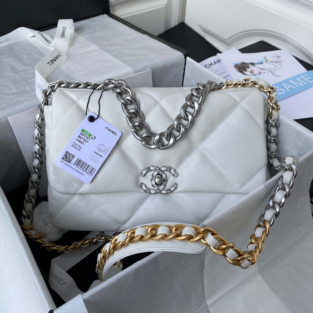 Chanel 19 Large 30 cm