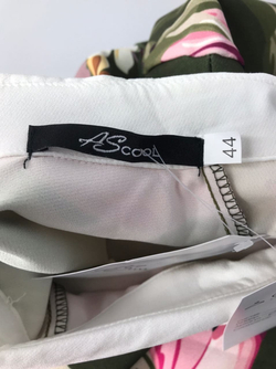 Платье AScool зеленое "с цветами" 44 размер, новое