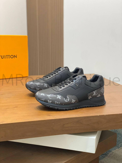Кроссовки Louis Vuitton Run Away мужские черные с принтом
