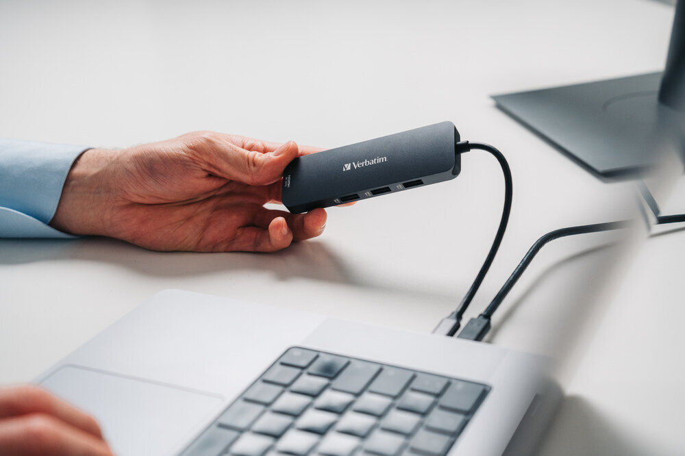 Многопортовый разветвитель Verbatim USB-C Pro CMH-08 на 8 портов