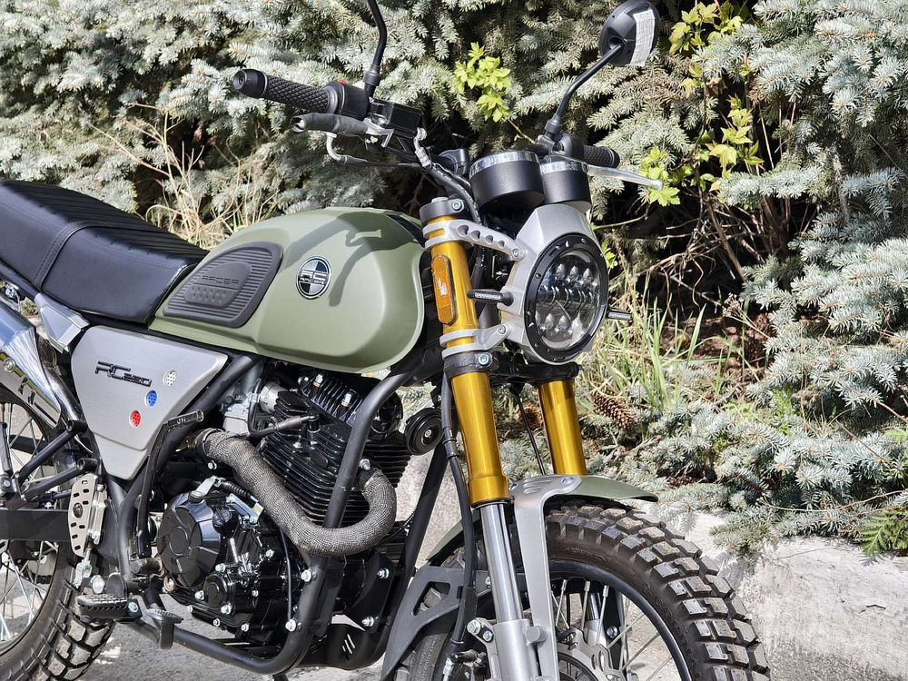 RC 250 CK -A TRIUMPH ДОРОЖНЫЙ темно-зеленый