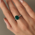 Кольцо Мечта с изумрудным агатом и белыми топазами