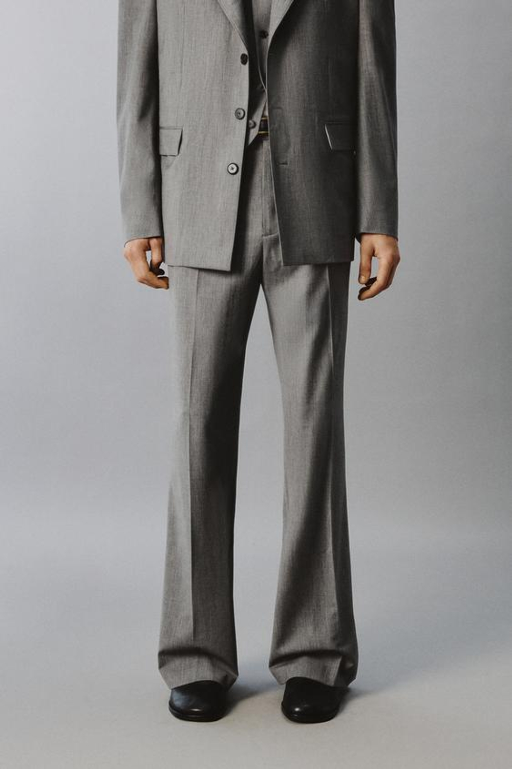 ZARA КОСТЮМНЫЕ БРЮКИ FLARE В ПОЛОСКУ — LIMITED EDITION, СЕРЫЙ