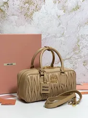 Сумка MIU MIU Arcadie matelassé из кожи наппа, бежевый