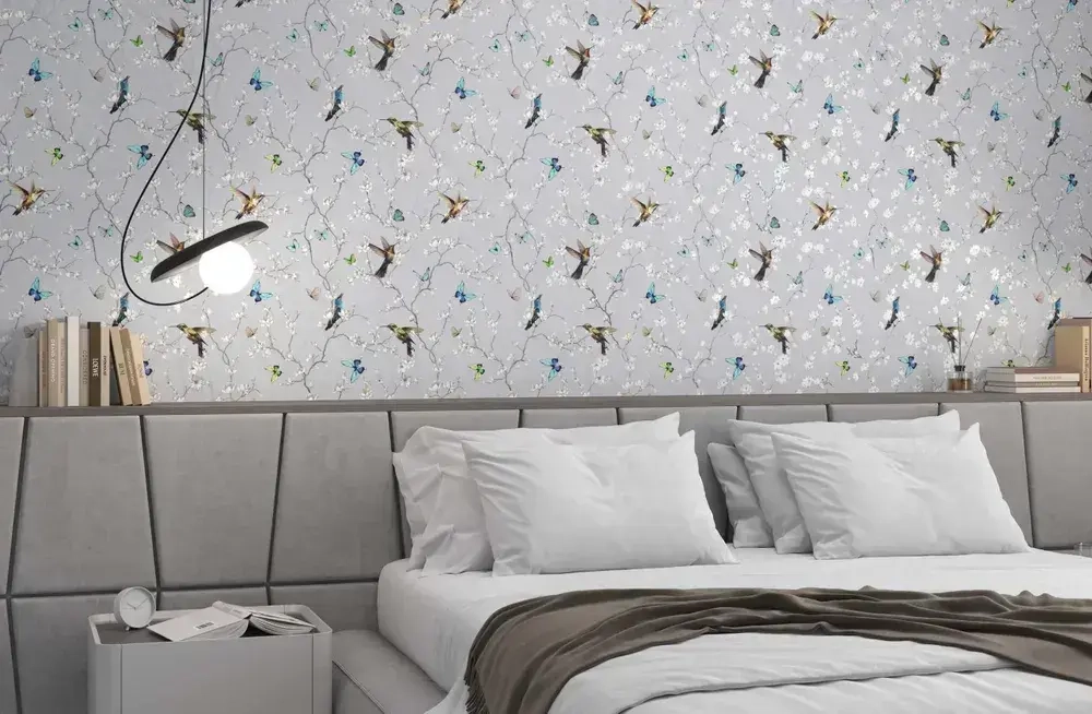 Обои бумажные компаньоны с цветами сочетаются с голубым фоном, ширина 0.53 м, Обои с птичками