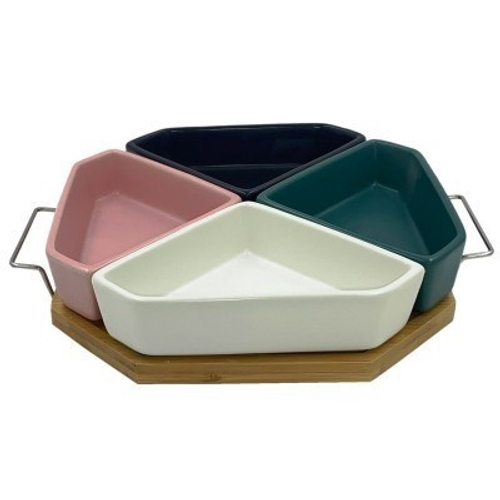 Менажница из фарфора на бамбуковой подставке с металлическими ручками