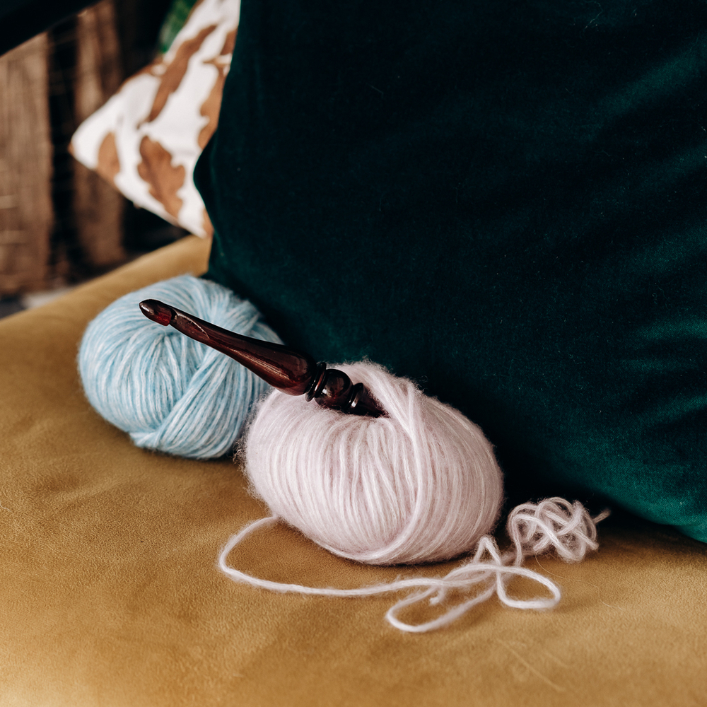 Деревянный крючок для вязания из древесины кедра 5 мм. K201