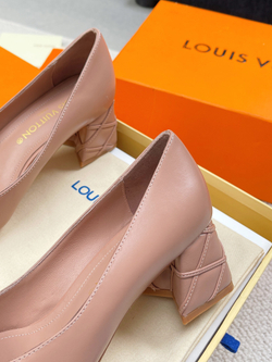 Louis Vuitton Shake Pump