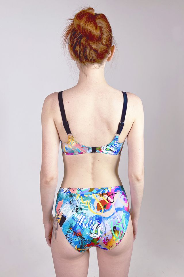 Разноцветный купальник Portland с ярким принтом