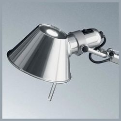 Настольная лампа офисная Artemide  A001300