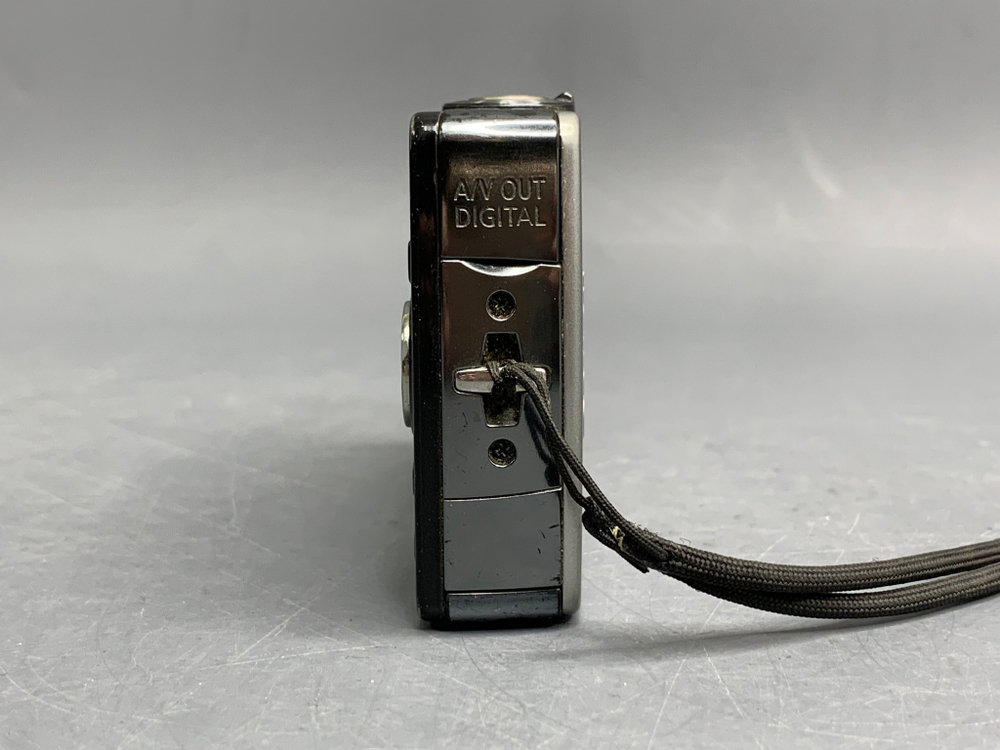 Canon IXUS 75