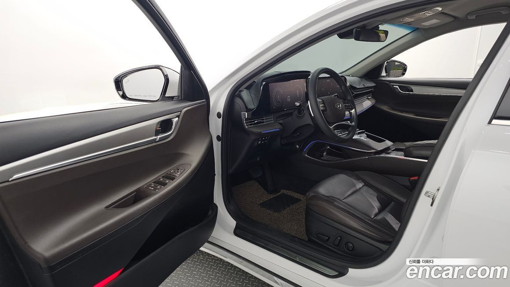 Hyundai The New Grandeur (Azera) IG 2.5 (12.2020)