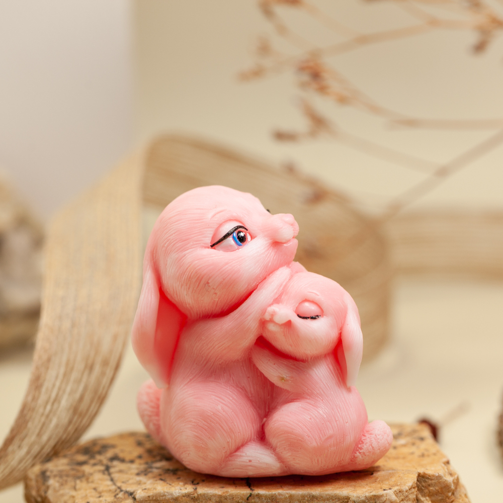 Мама с зайченком