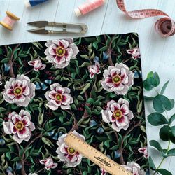 Ткань шифон красочные цветы на зелёных лозах