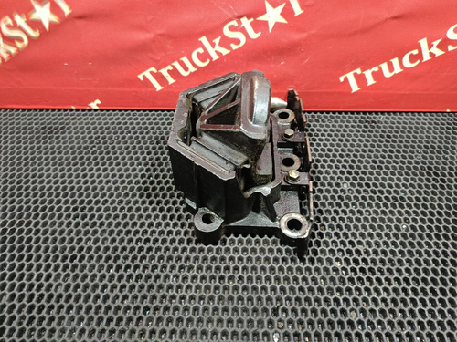 Подушка двигателя передняя 2023г.