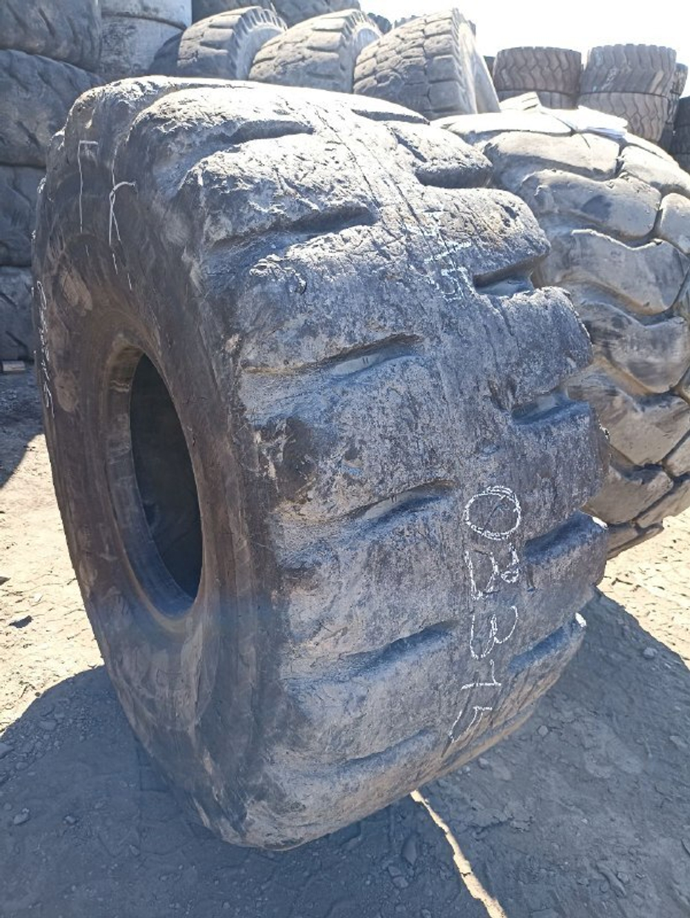 26.5R25 Bridgestone VSDL шина б/у