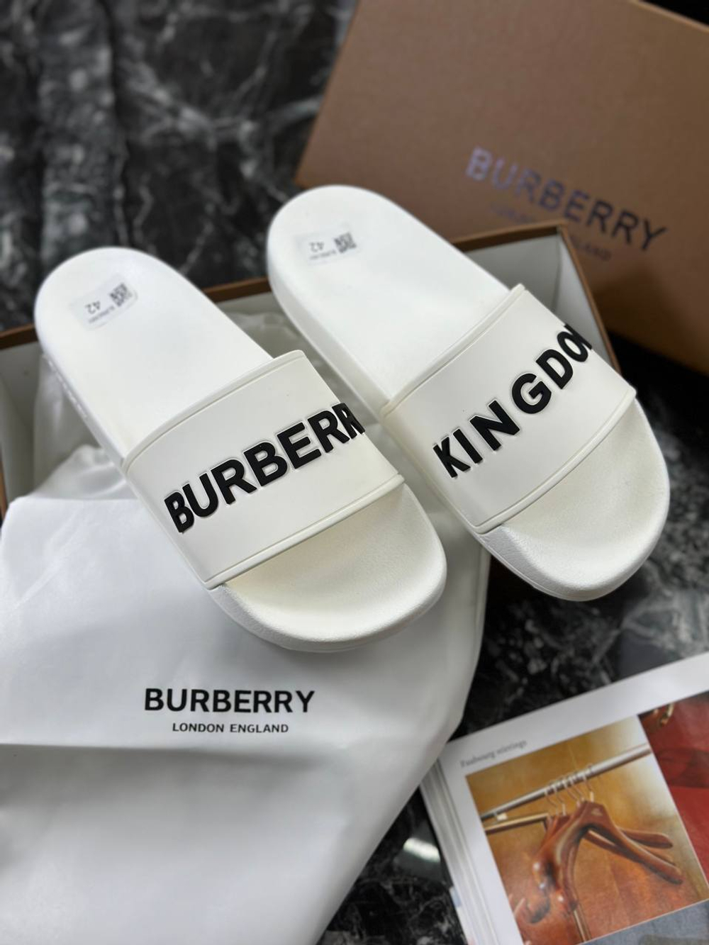 Шлепанцы Burberry