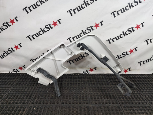 Спойлер кабины верхний левый