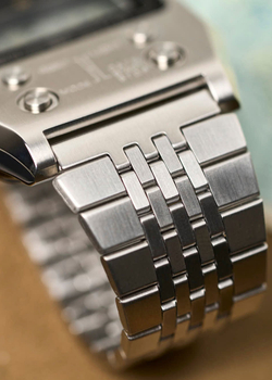 Часы Casio A1100D-1