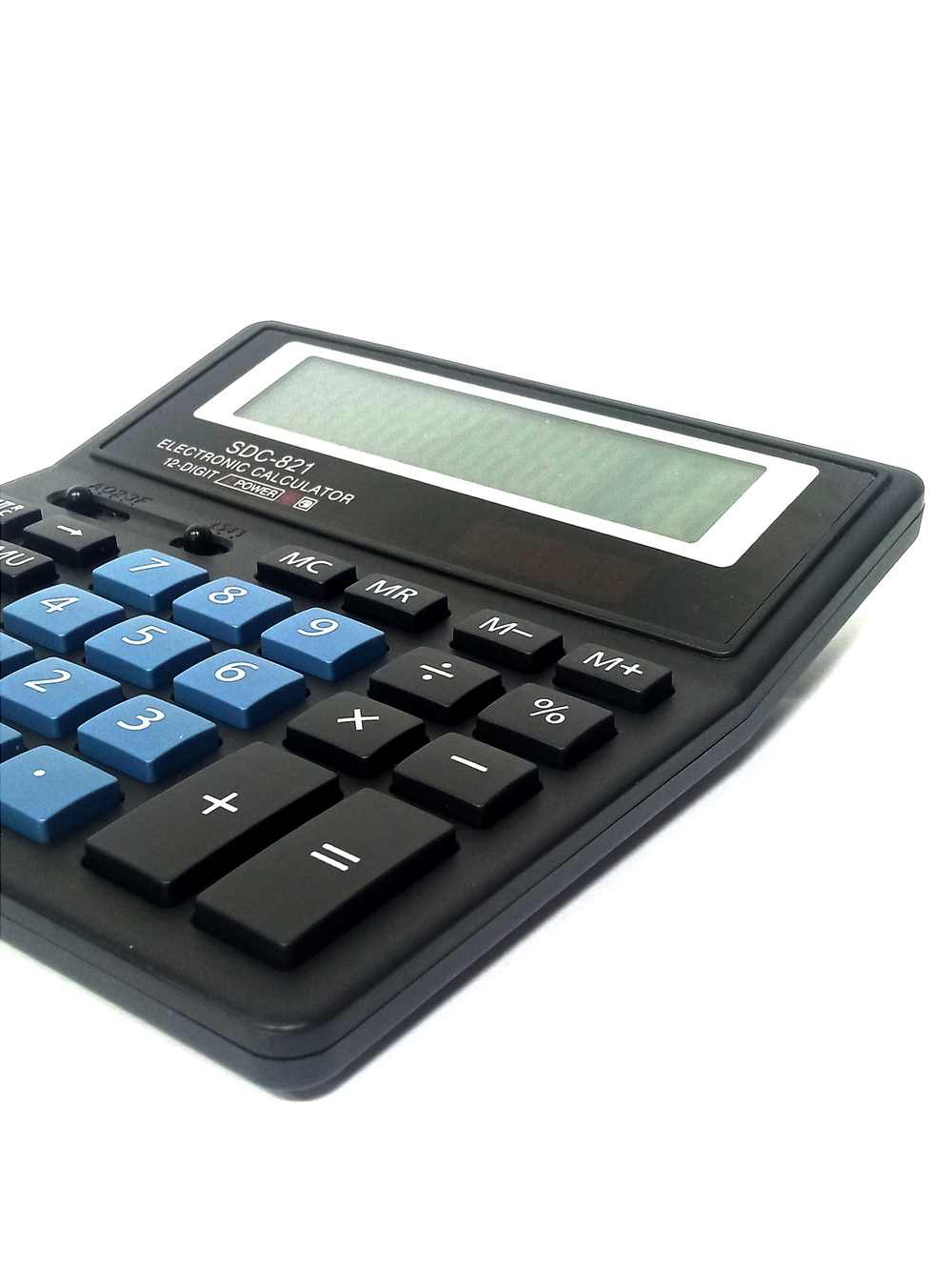 Калькулятор SDC-821