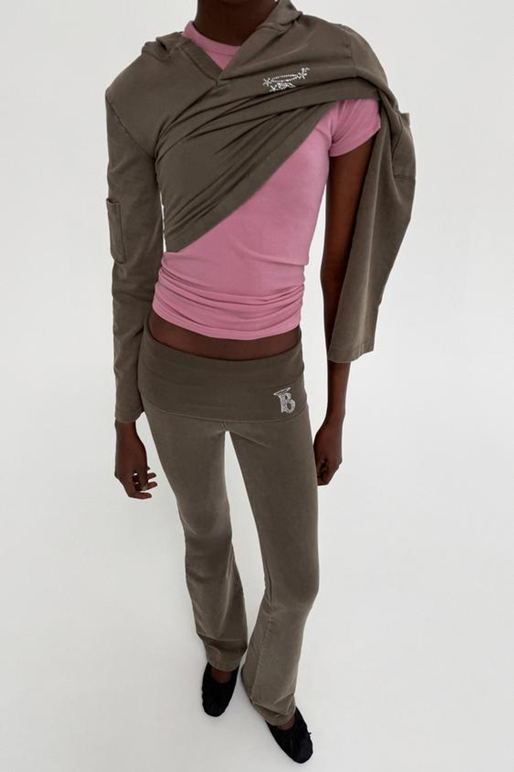 ZARA БРЮКИ FLARE BRATZ®, ТЕМНО-КОРИЧНЕВЫЙ