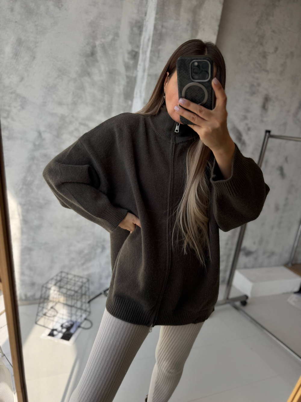 Свитер жен. 670 хаки.