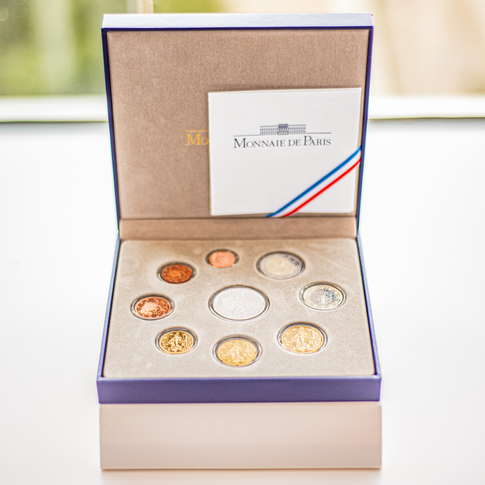 France 2010 Proof Coin Set with 15 Euro Commemorative Coin in Silver Proof "La Semeuse" (Exclusive to this Set)