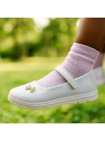 Школьные детские туфли для девочки.