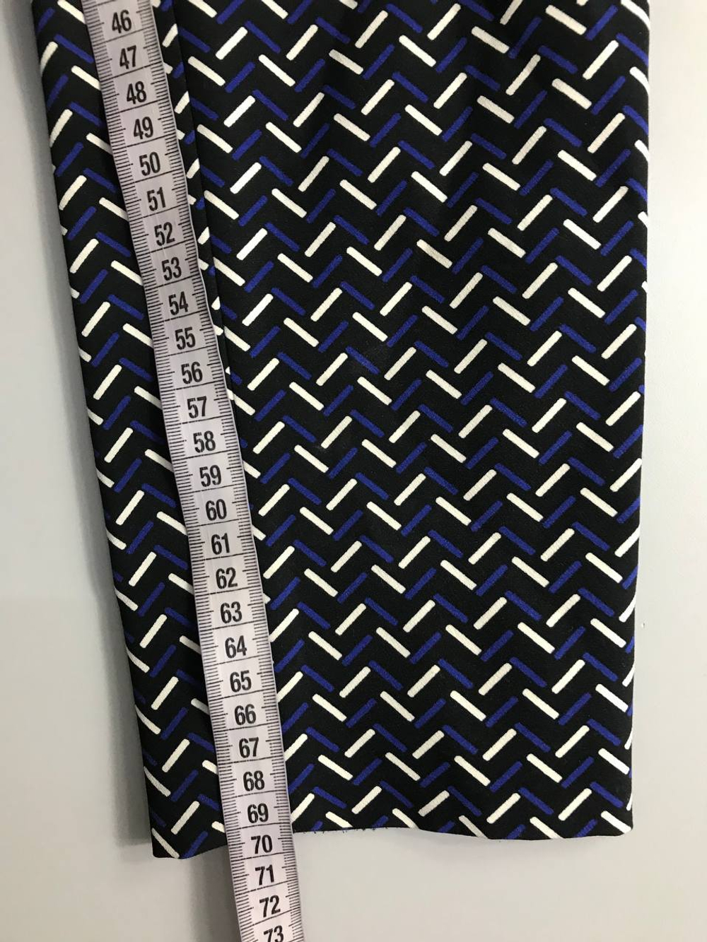 Брюки Zara для активной девушки, маркировка М, визуально на 46 размер