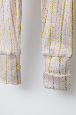 ZARA КОМБИНЕЗОН С ЦВЕТОЧНЫМ ПРИНТОМ И СКЛАДНЫМИ НОЖКАМИ, ЭКРЮ