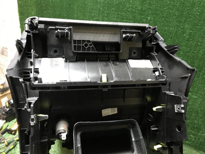 Подлокотник Chery Arrizo 8 (2022-н.в.)