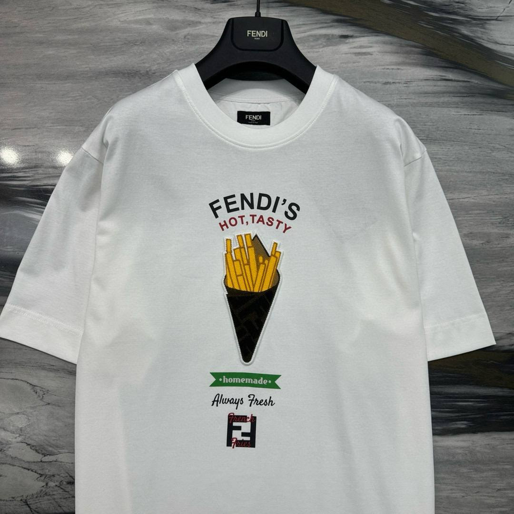 Футболка Fendi