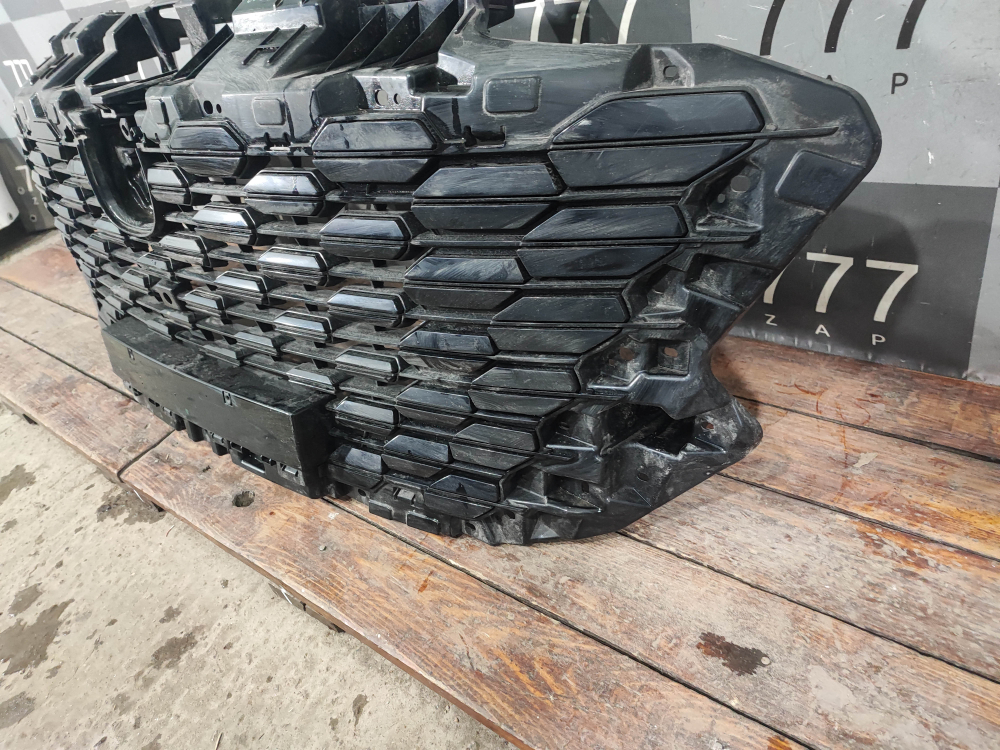 Решетка радиатора Changan UNI-K 20-нв Б/У Оригинал CD569F2713011500