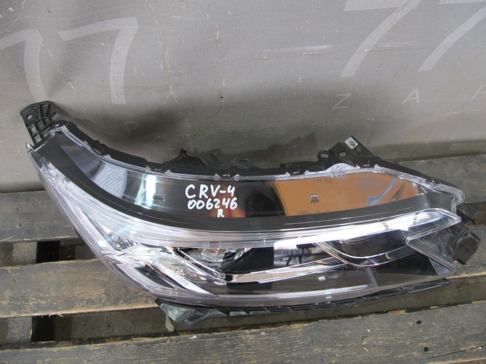 Фара правая ксенон Honda CRV 4 Рест без дефектов 33101T1GR61
