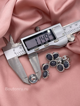 Пуговицы пластиковые серебристые рифленые луна перламутр темно-серые