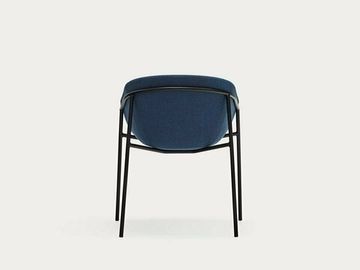 Дизайнерский стул  HUG  CHAIR ( by Steel Arts )