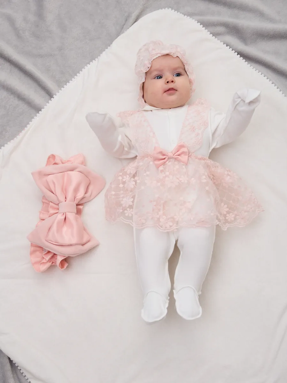 Конверт на выписку новорожденного весна