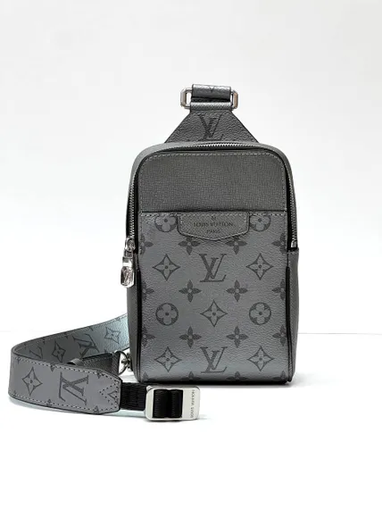 Сумка-слинг Louis Vuitton Outdoor