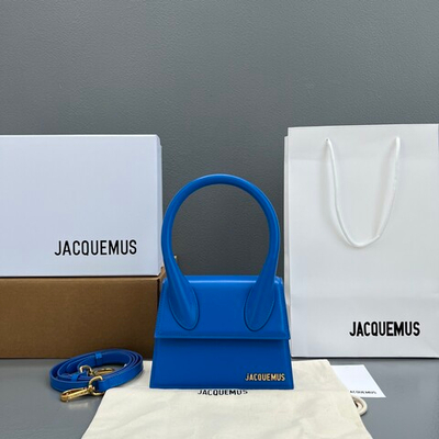 Jacquemus Le Chiquito Moyen 18 cm
