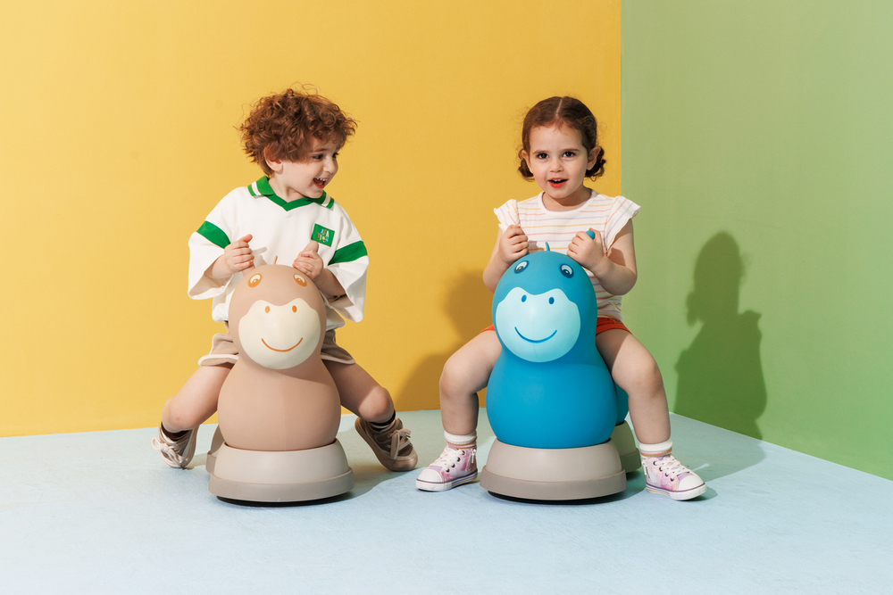 Надувной прыгун-каталка Micro Air Hopper II, синий