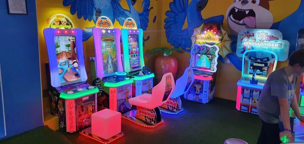 Детский автомат с видеоиграми «Мотогонка»