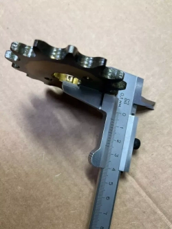 Звезда ведущая закаленная 520-14 20 мм. Эндуро мотоцикла