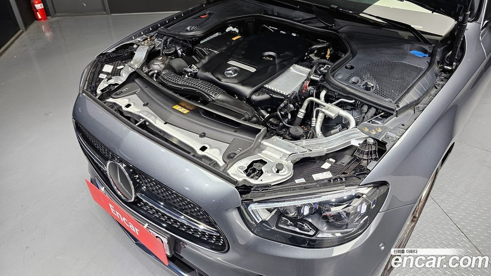 Mercedes-Benz E-Class W213 E250 AMG Line (10.2022)