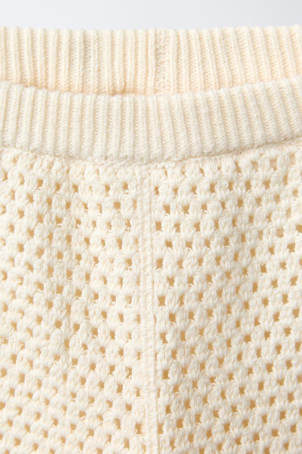 ZARA ВЯЗАНЫЕ КРЮЧКОМ БРЮКИ-КЮЛОТЫ С ЦВЕТАМИ, ЭКРЮ