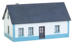 Сельский дом, синяя крыша, Ep.I